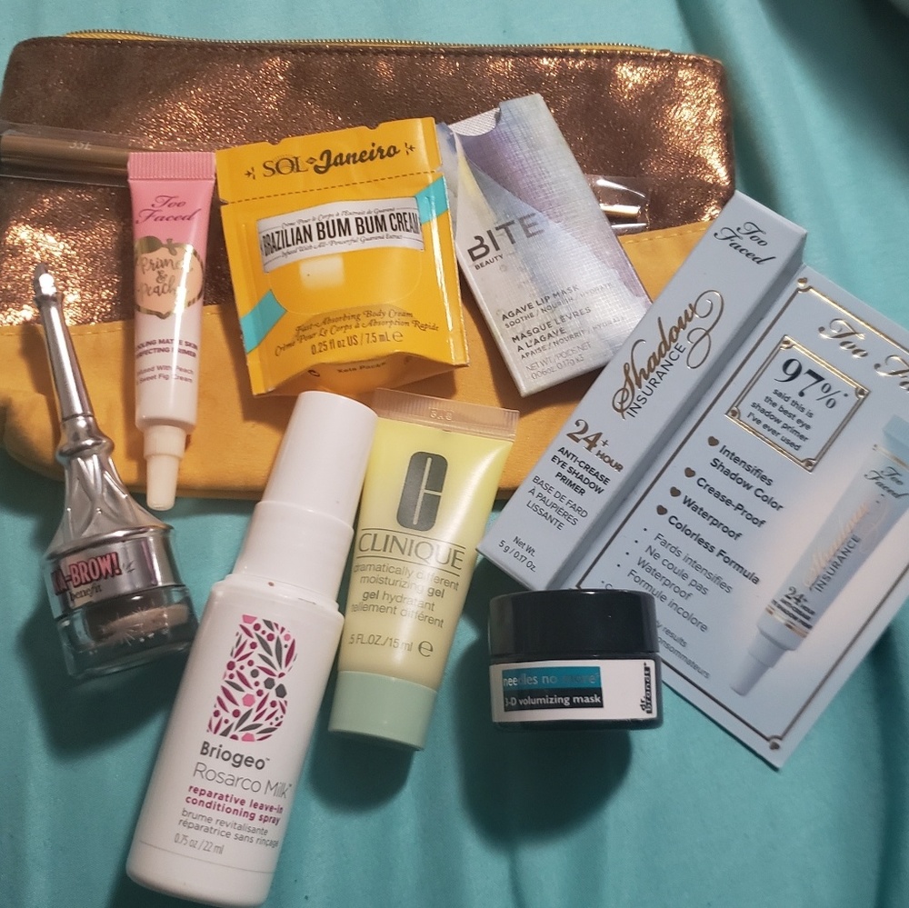 Mini makeup beaut products w/ bag & Blow Pro spray